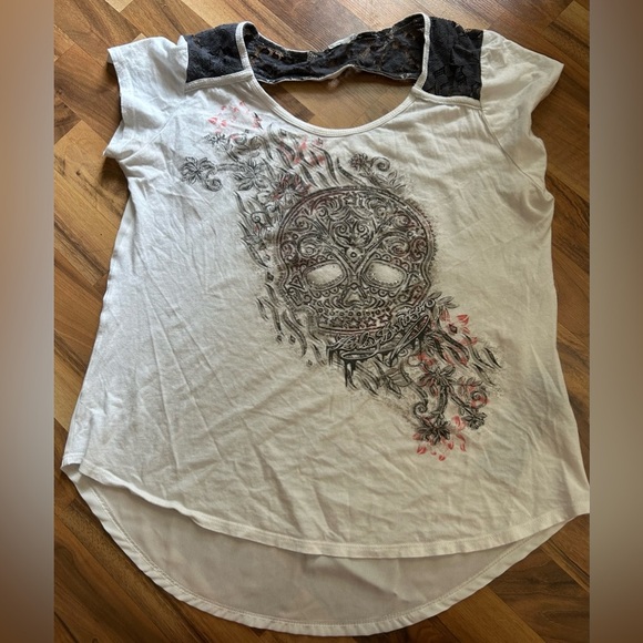 Women's Graphic Lace Top - Cream and Black - Picture 5 of 5